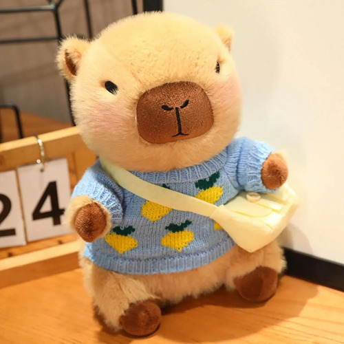 // Peluche A+ For Capibara Con 9 Prendas