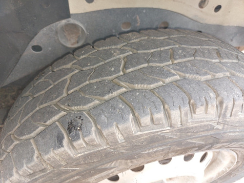 Imagen 8 de 18 de Mitsubishi L200 2.5 4d56 Liso A/c