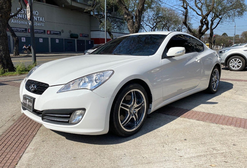 Hyundai Genesis 2.0 Coupe T 2011