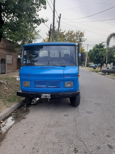 Mercedes 608