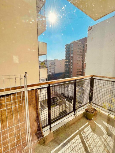 Departamento En Avenida Juan Bautista Alberdi 200