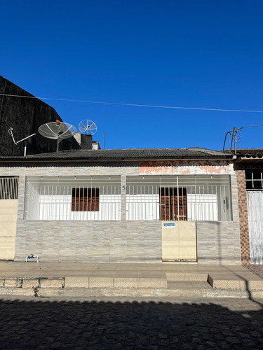 2 Quartos 1 Banheiro