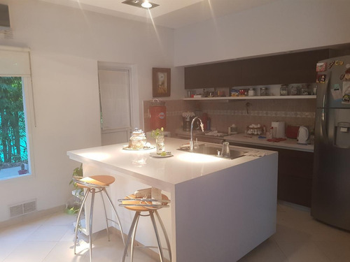 Casa En Venta En Club De Campo Los Rosales Canning