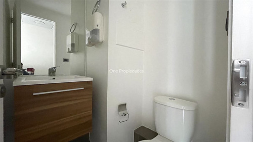 Oficina Arriendo Clinica Las Condes Moderna 2p 2e 1b Estoril
