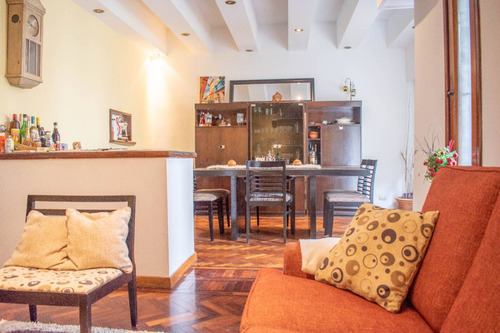 Ph En Venta 7 Ambientes En Monte Castro