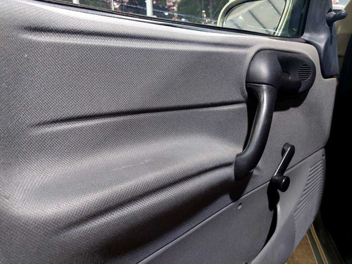 Imagen 6 de 13 de Chevrolet Classic 2010 1.4 Ls Aa+da