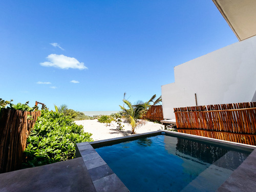Villa En Venta En La Playa San Benito, Equipada , Entrega Inmediata, 4 Recamaras