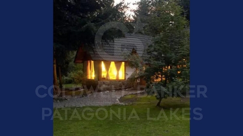 Imagen 3 de 16 de Venta Complejo De Cabañas 872 M2, Terreno 10028m2, Puerto Manzano, Villa La Angostura