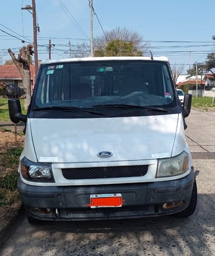 Ford Transit 2.4 I 330 S