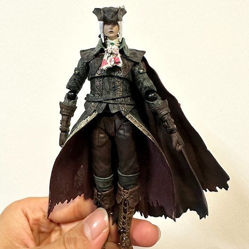 Figura Articulada Lady Maria Hunter Silla Bloodborne Bootleg