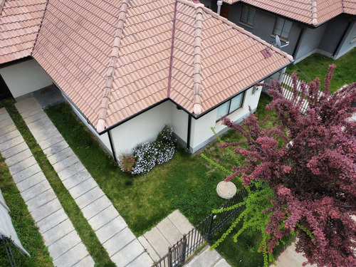 Excelente Casa En Venta En San Valentin (84299)