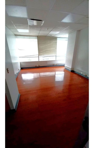 Imagen 26 de 30 de Arriendo Oficina De 681,81 M2, Metro Pedro De Valdivia