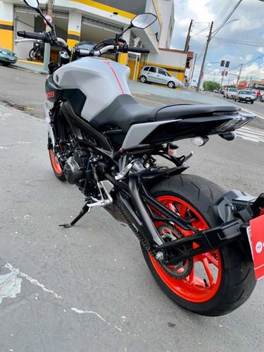 Yamaha Mt-09