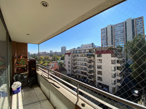 Metro Ñuñoa/ 3d/2b/bodega Y Estacionamiento