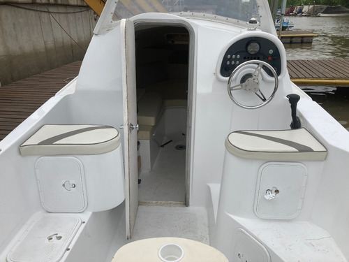 Imagen 5 de 15 de Tracker Sk 220 Cuddy Con Mercruiser 1,7 Turbodiesel