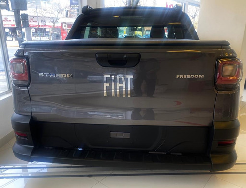 Fiat Strada 1.4 8v Freedom Cd