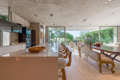 Impresionante Casa En El Yacht, Nordelta