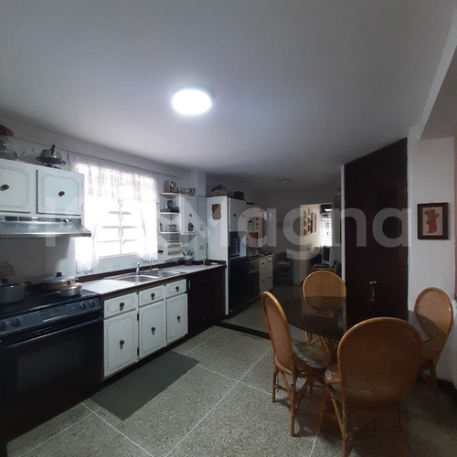 Imagen 7 de 12 de Casa En Venta - Colinas De Bello Monte