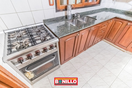 Casa 6 Ambientes Venta Villa Pueyrredón