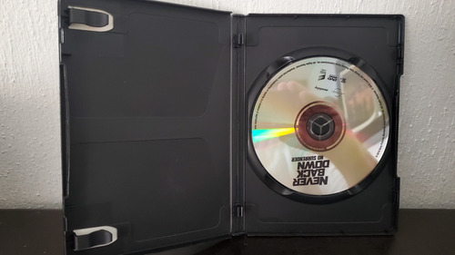 Never Back Down No Surrender Jamas Rendirse 3 Dvd Import (Usado)