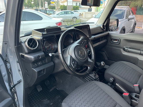 Suzuki Jimny 1.5 Glx Mt