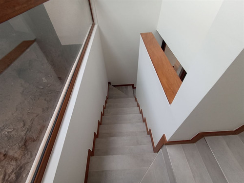 Casa En Venta En Lo Barnechea