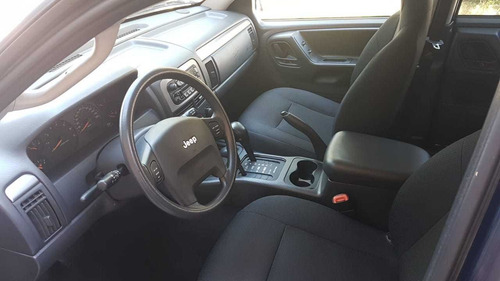 Jeep Grand Cherokee 2004 4.0 Laredo Automática