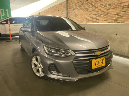 Chevrolet Onix 1.0T Premier Sedan At