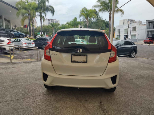 Imagen 5 de 14 de Honda Fit 2016 Fit Cool Mt 2016