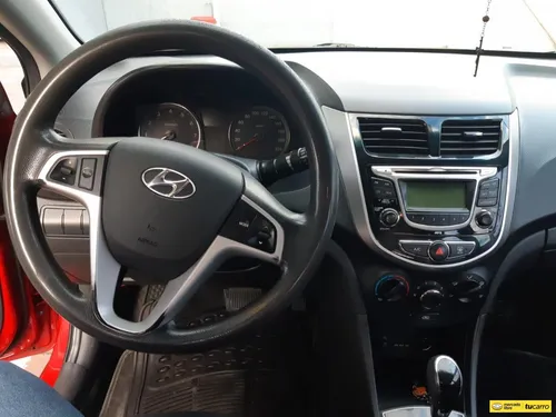 Hyundai I25 1.6cc Tp Aa 4x2