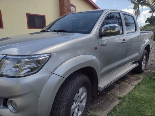 Toyota Hilux 2.5 Cab. Dupla 4x4 4p