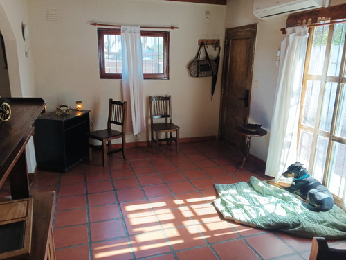 Casa Remodelada A Nuevo. Oportunidad. Venta O Permuta .apta Vivienda Permanente O Alquiler. Leer Descripcion Facilidades De Compra.-
