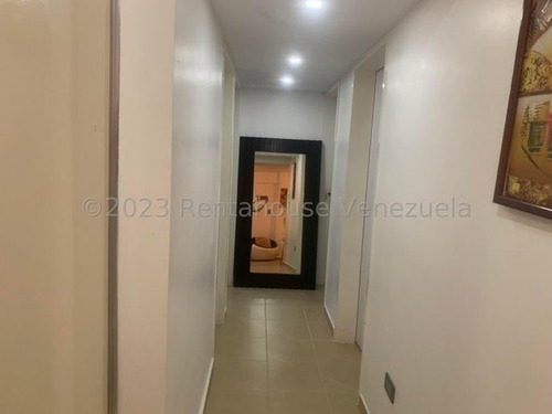 Imagen 11 de 30 de Apartamentos En Venta En Las Trinitarias Uno De Los Urbanismos Mas Solicitados Del Este De La Ciudad. Recién Remodelado Barquisimeto , Lara 23-24157 Vip-