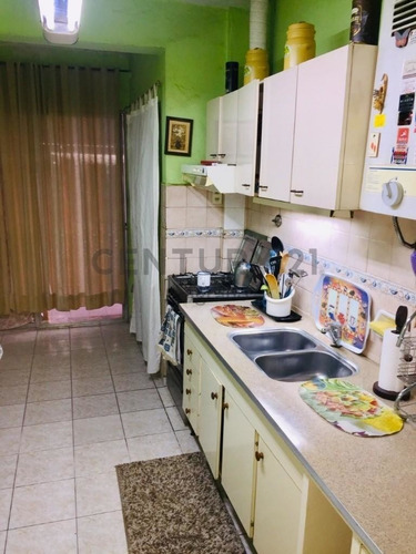 Oportunidad Cómoda Casa 3/4 Dormitorios, 2 Baños Y Jardín