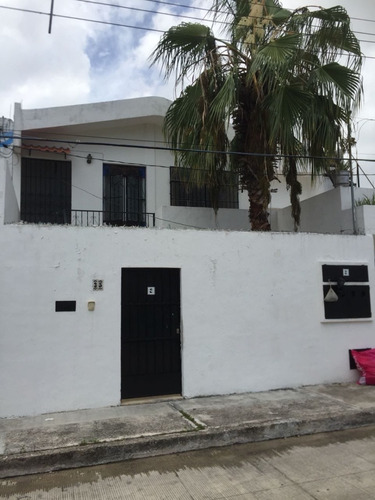 Casa En Venta 2 Niveles Con 2 Deptos Y Un Estudio