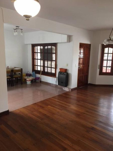 Casa Amplia En Venta En San Fernando - Punta Chica Alto