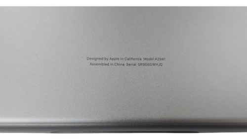 Apple Macbook Air 15.3 2023 M2 256/8 Gris Espacial Sin Caja Gris Oscuro (Usado)