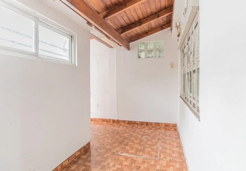 Venta Casa 3 Amb Con Patio - Bernal Este