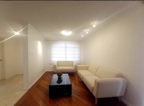 Imagen 2 de 19 de Casa En Venta