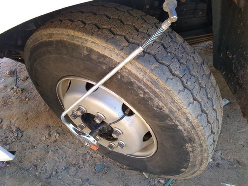 Ford Cargo 1319 Toco 4x2 Ano 2013 Gaiola De Boi.