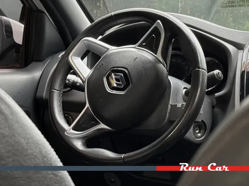 Renault Logan 1.6 Privilege / Intens