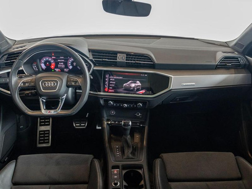 Audi Q3 Performance Black Sline 2.0 Quattro