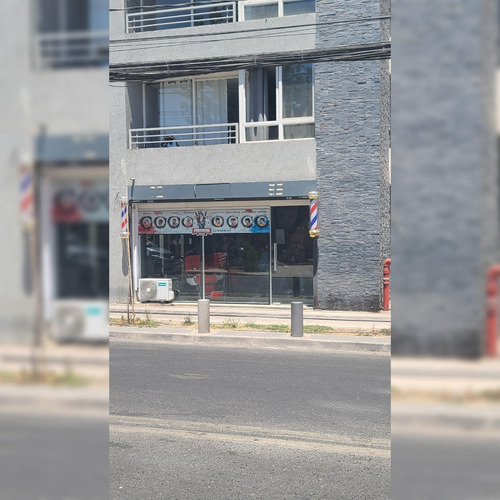 Oportunidad Vende Local Comercial A Calle Rentabilidad 8.7%