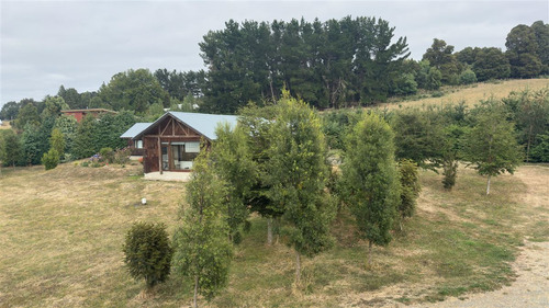 Casa En Venta De 2 Dorm. Camino Puerto Octay A Llanquihue
