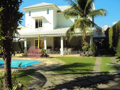 Imagem 1 de 12 de Casa De Rua-à Venda-barra Da Tijuca-rio De Janeiro - 600050