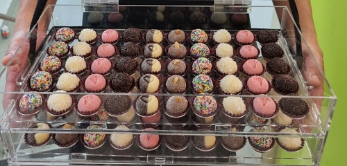 Expositor Acrilico Para 100 Brigadeiros Com Alça e Tampa