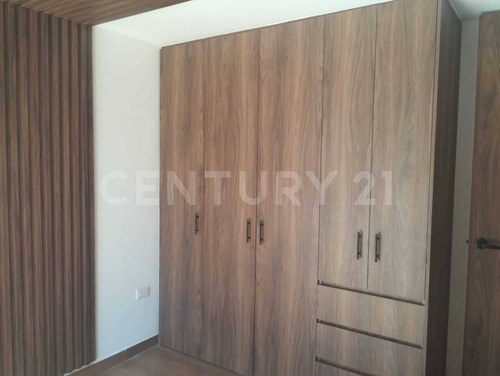Renta Departamento Zona Cuautlancingo!!