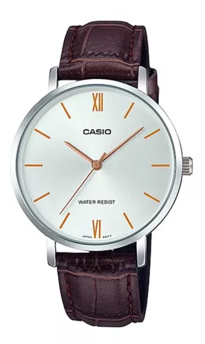 Reloj de pulsera Casio Dress LTP-VT01 de cuerpo color dorado, analógico,  para mujer, fondo blanco, con correa de cuero color marrón claro, agujas  color dorado, dial dorado, bisel color dorado y hebilla