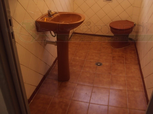 Casa Térrea Para Venda, 2 Dormitório(s), 110.0m² - 4040