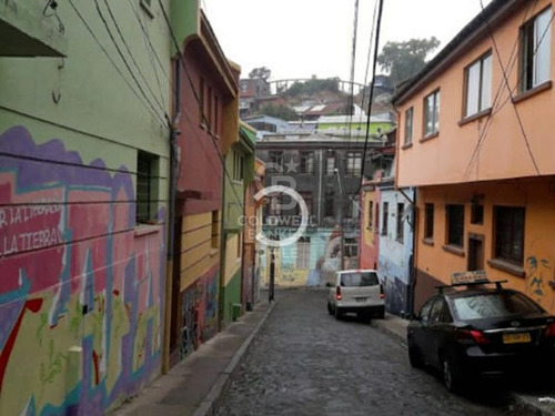 Terreno Cercano Al Centro En Cerro Alegre